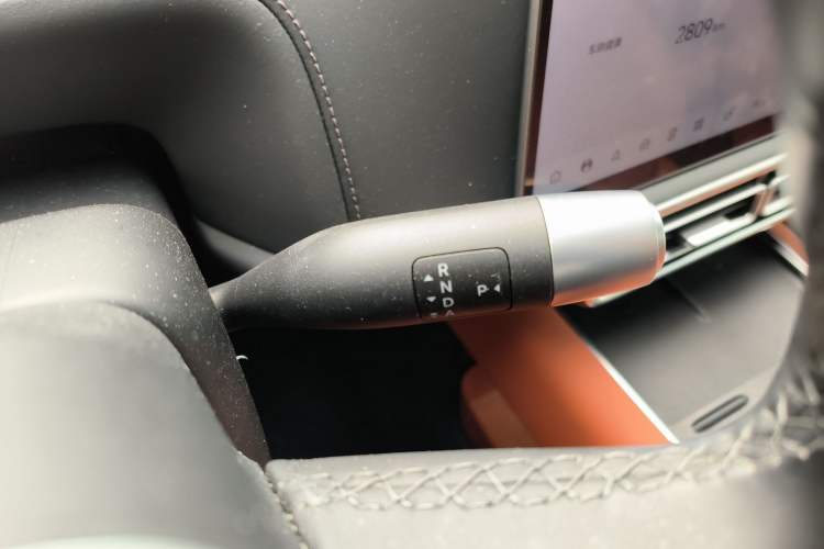 Used Li Auto L9 2022 Max model