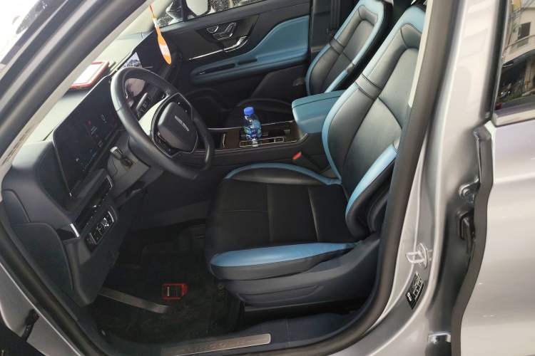 Used Lincoln Corsair 2024 1.5T Two-Wheel Drive Deluxe Hybrid Version Left Front Seat