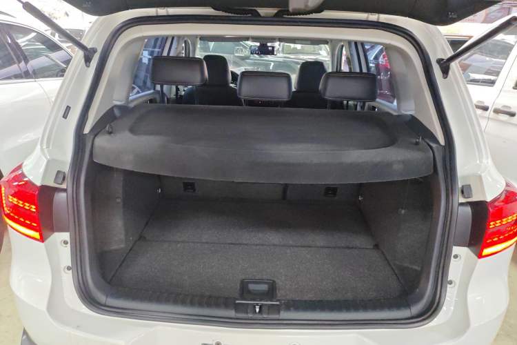 Used Volkswagen Tiguan 2016 300TSI Automatic Two-Wheel Drive Luxury Edition Trunk