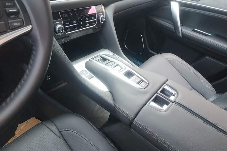 Used Honda Avancier 2023 370TURBO Two-Wheel-Drive Luxury Edition