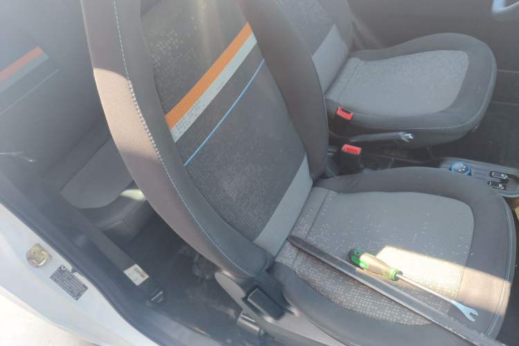 Used Wuling Hongguang MINIEV 2020 Freedom Version Lithium Iron Phosphate Right Front Seat
