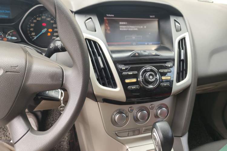 Used Ford Focus 2012 Sedan 1.6L Automatic Comfort Model