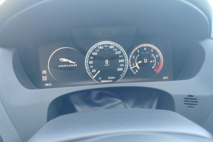 Used Jaguar XEL 2019 2.0T 200 PS Deluxe Edition