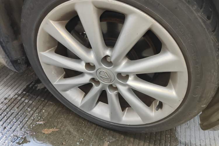 Used Lexus IS 2009 300 Xuan Dong Edition
