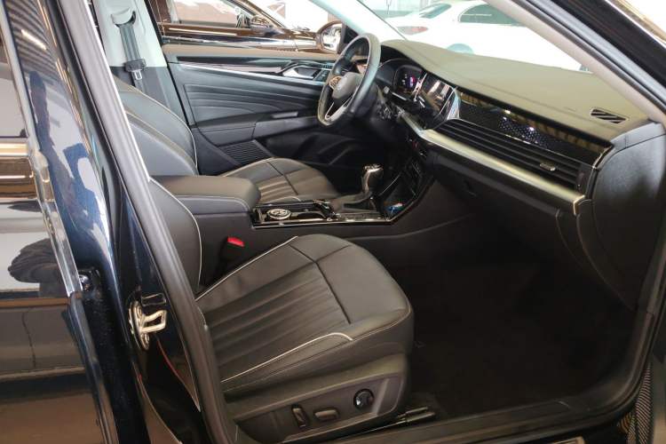 Used Volkswagen Passat 2023 330TSI Starry Elite Edition