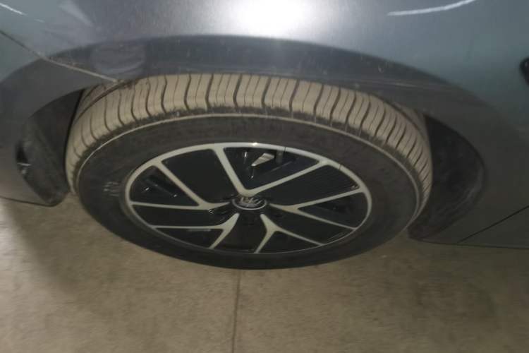 Used BYD Qin L 2025 DM-i Smart Drive 120KM Superior Model