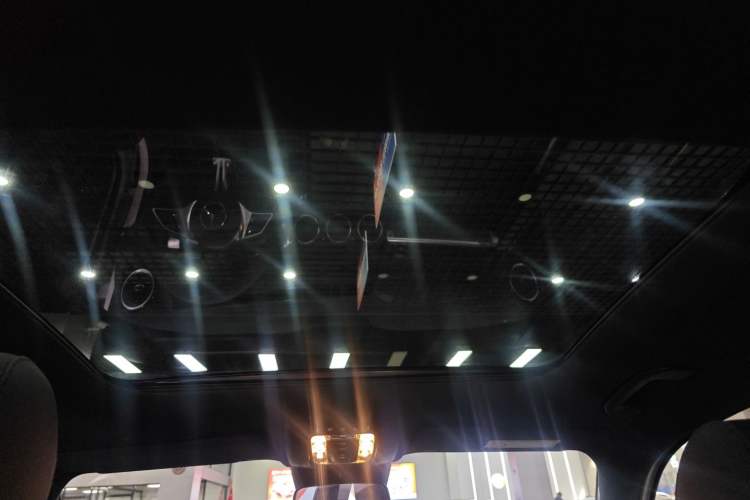 Used Mercedes-Benz GLB 2024 GLB 200 Dynamic Edition Headliner