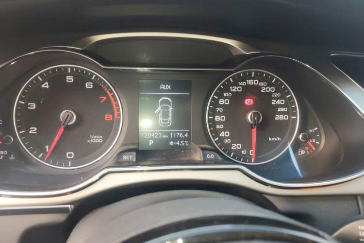 Used Audi A4L 2013 35 TFSI Automatic Comfort Model
