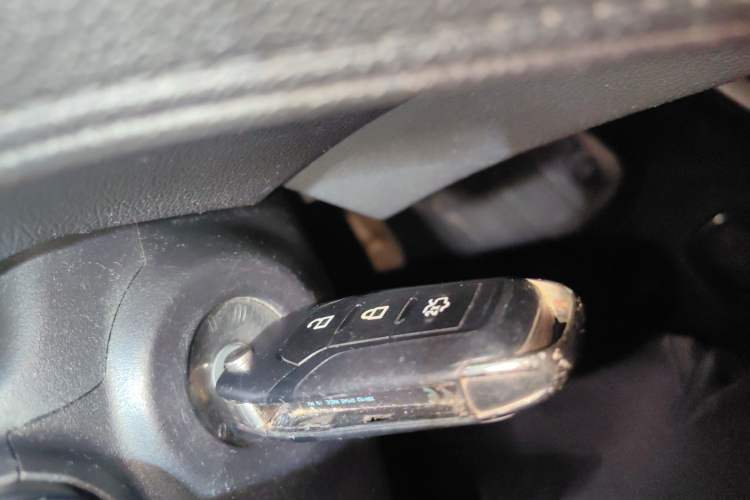 Used Ford Escort 2015 1.5L Automatic Fashion Model