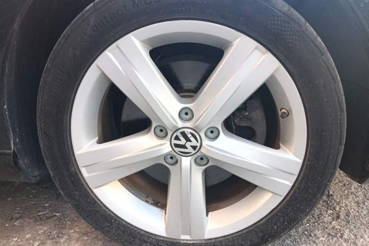 Used Volkswagen Magotan 2015 2.0 TSI Prestige Model
