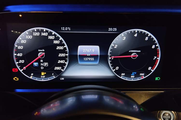 Used Mercedes-Benz E-Class 2019 E 300 L Sporty and Stylish Model