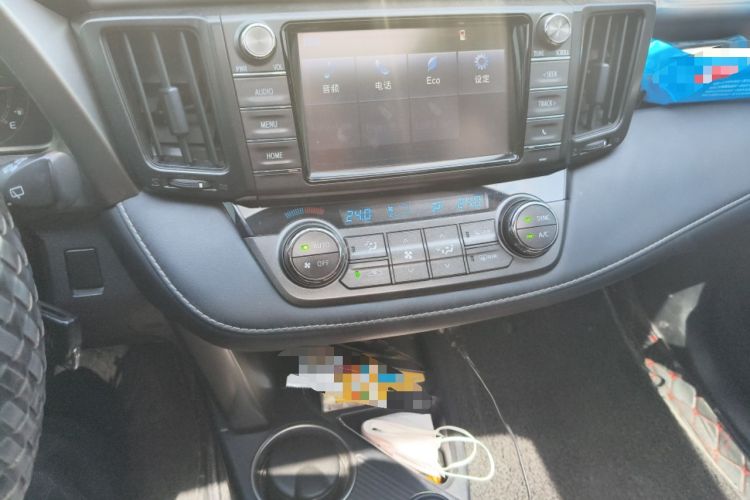 Used Toyota RAV4 2015 2.0L CVT Two-Wheel Drive Fashion Edition Audio And AC Panel