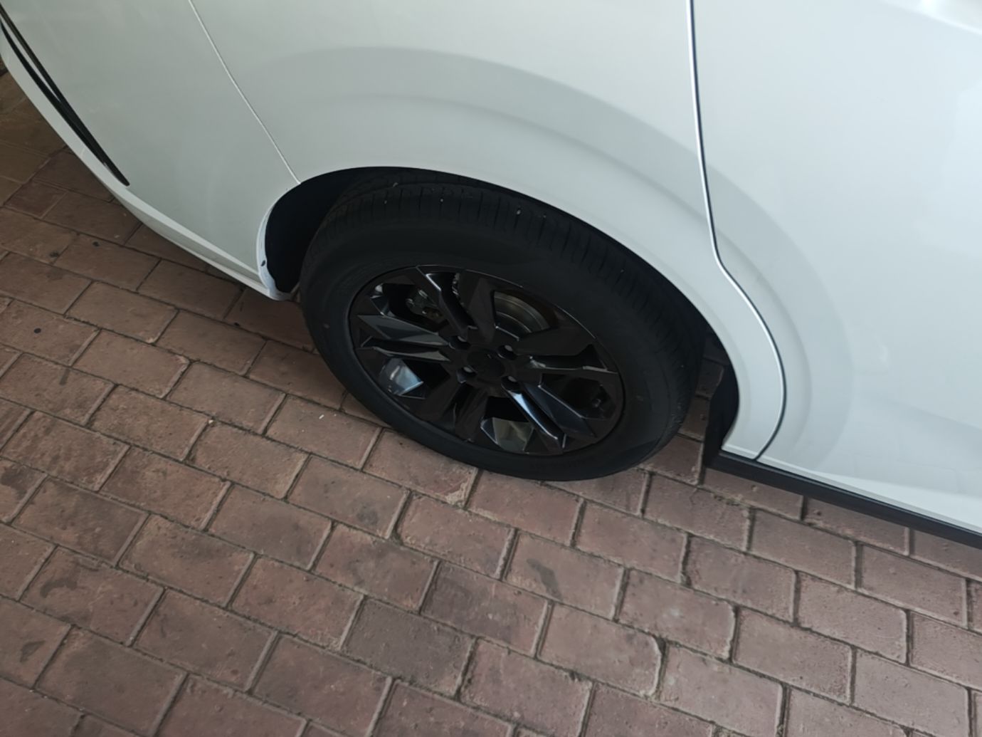 Dongfeng Aeolus Yixuan 2025 1.5L Automatic Luxury Version - Luxury — снимка 11