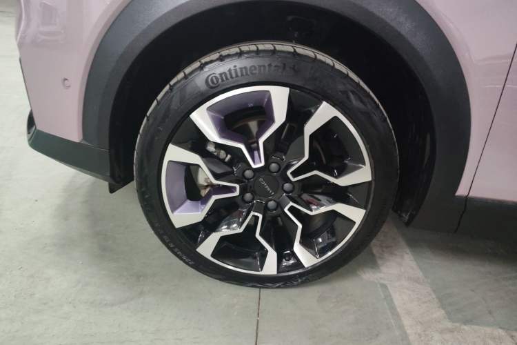 Used Lynk & Co 06 2021 1.5T Shero Pink Special Edition
