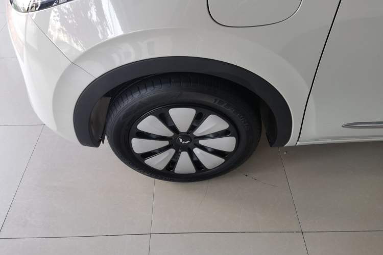 Used Wuling Bingo 2023 410 km Lingxi Deluxe Edition