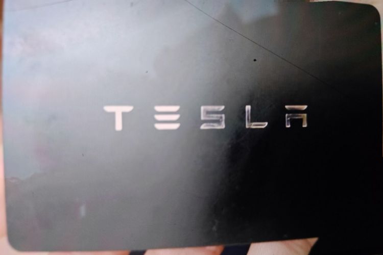 Used Tesla Model Y 2022 Long-Range All-Wheel-Drive Version