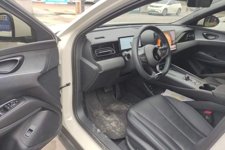 Used BYD Seal 06 New Energy 2025 DM-i Smart Drive 120KM Deluxe Model
