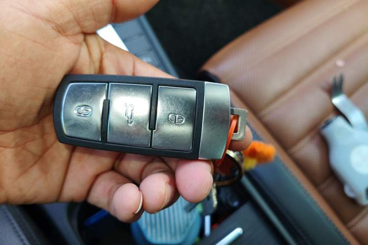 Used Volkswagen FAW-Volkswagen CC 2013 2.0 TSI Prestige Model Vehicle Key