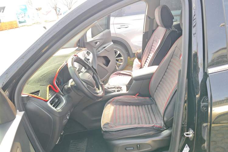 Used Chevrolet Equinox 2019 535T Automatic YuJie Edition China V Standard Left Front Seat