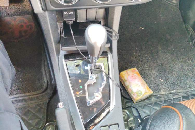 Used Toyota Corolla 2017 Revised Version 1.2T S-CVT GL Gear Lever