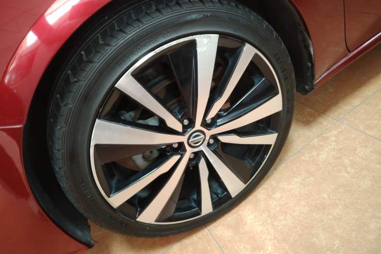 Used Nissan Teana 2019 2.0T XV Prestige Edition Left Front Wheel Hub