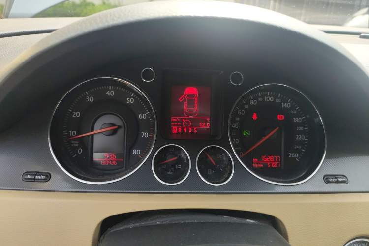 Used Volkswagen Magotan 2009 1.8 TSI DSG Comfort Edition Instrument Cluster