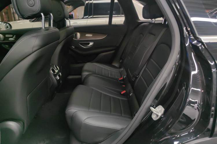 Used Mercedes-Benz GLC 2022 GLC 300 L 4MATIC Dynamic Model Left Rear Seat