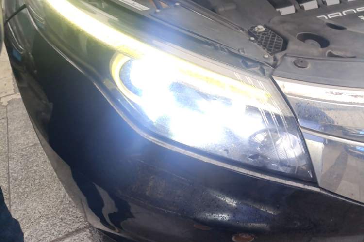 Used Qoros 5 2017 1.6T Automatic Flagship Model Right Front Headlight