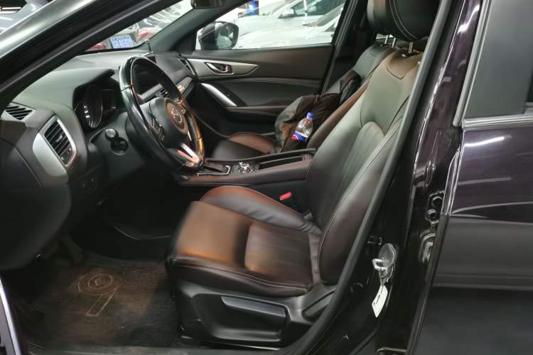 Used Mazda CX-4 2018 2.0L Automatic Two-Wheel Drive Blue Sky Luxury Edition
