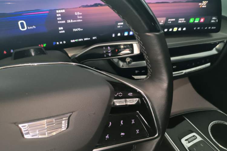 Used Cadillac LYRIQ 2022 Four-Wheel-Drive High-Performance Deluxe Edition Gear Lever