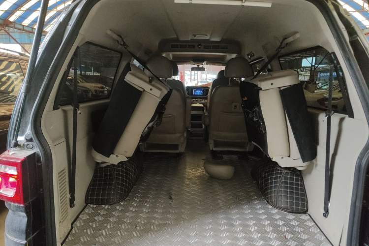 Used FORTHING Lingzhi 2020 M5L 2.0L Luxury 7-Seater