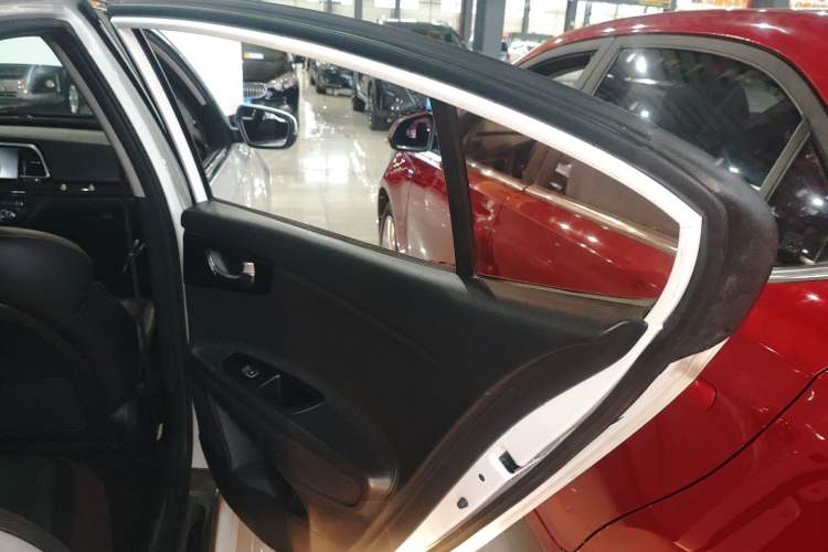 Used Kia K3 (Kai Shen) 2017 1.8L Automatic GLS