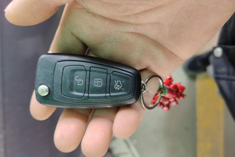 Used Ford Focus 2012 Sedan 1.6L Automatic Comfort Model Vehicle Key