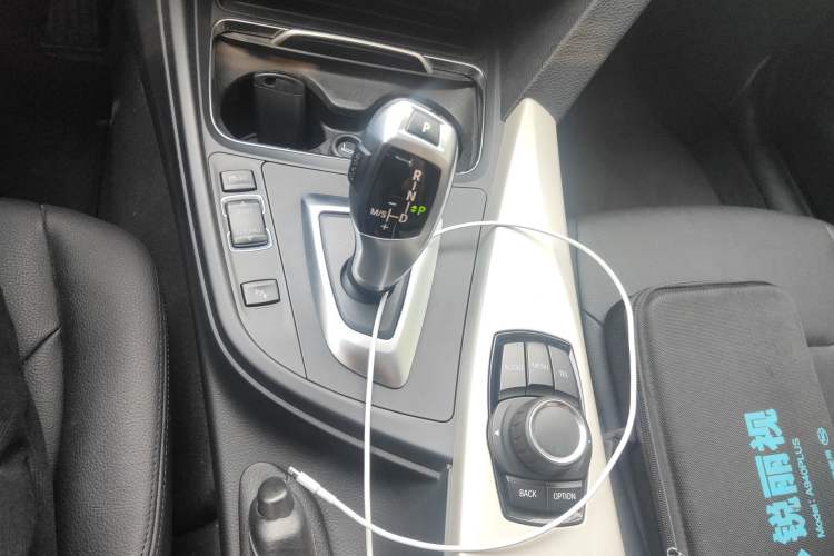 Used BMW 3 Series 2016 320Li Ambition Model
