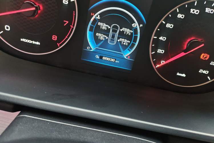 Used BYD Tang 2018 2.0T Automatic SmartConnect Luxury 7-Seater China V Emission Standard