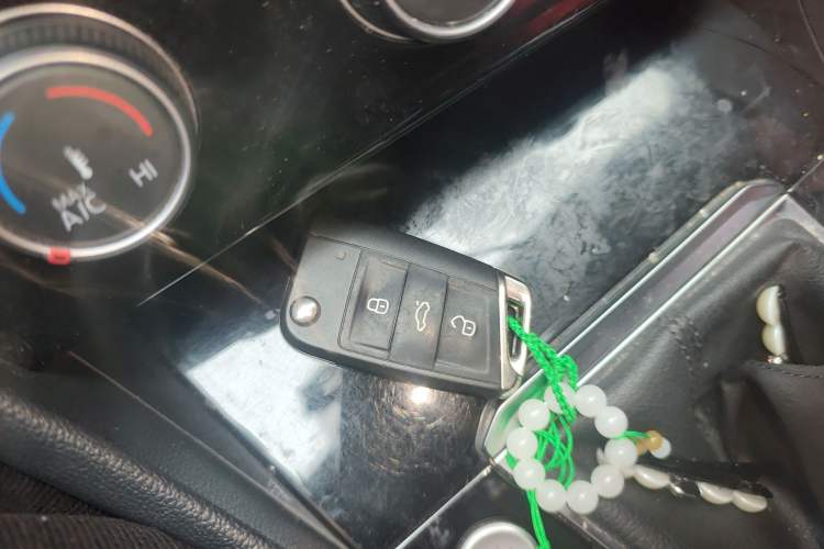 Used Volkswagen Sagitar 2020 280TSI DSG Comfort Version China VI Standard Vehicle Key