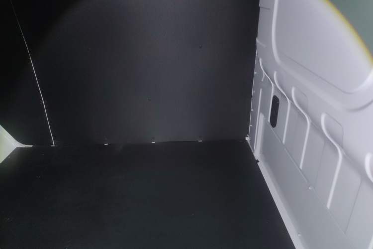 Used Foton Intelligent Blue Elf E7 2024 Facelifted All-Electric Van Flat Roof 2 Seats Evey Lithium Energy 41.86 kWh
