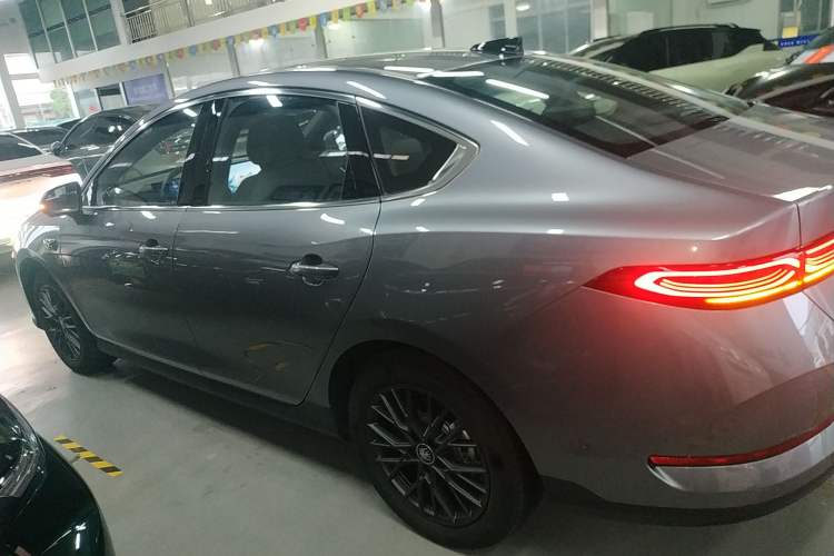 Used BYD Qin PLUS 2025 EV Smart Drive Edition 510KM Leading Model