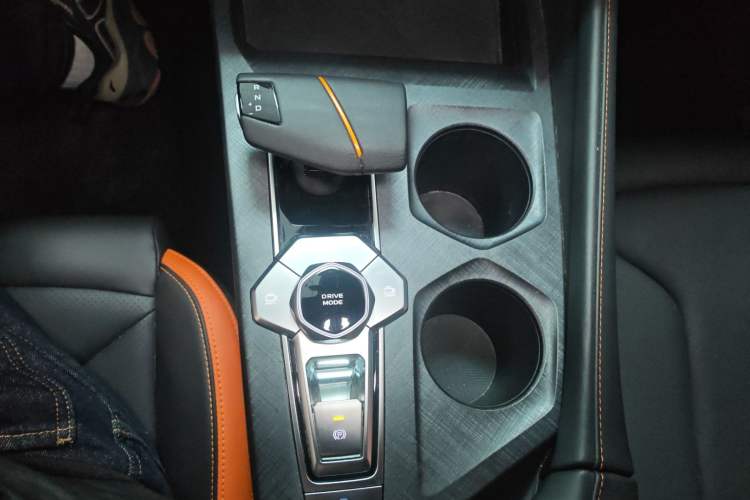 Used Changan UNI-V 2023 1.5T Prestige Model