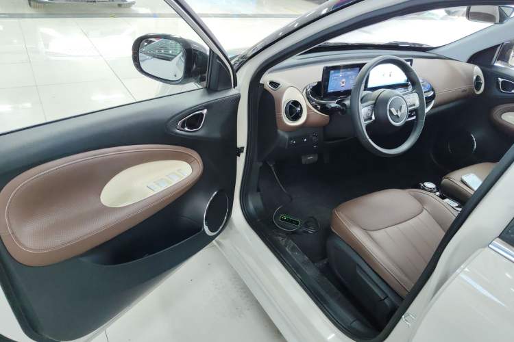 Used Wuling Bingo 2024 333 km Enjoyment Version Driver Seat
