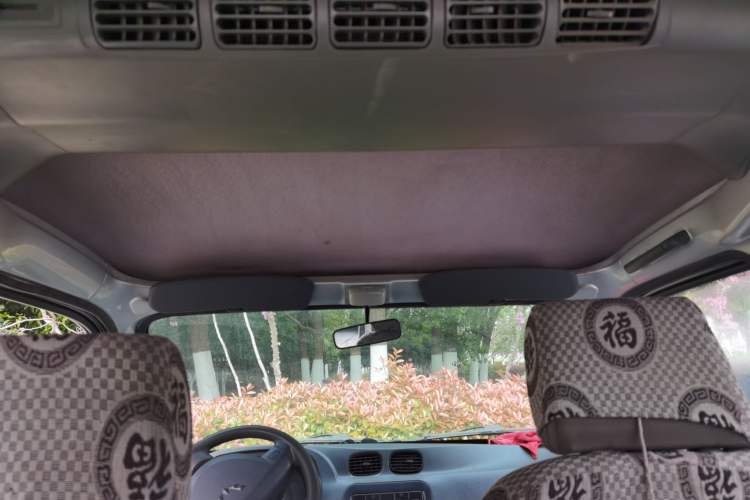 Used Wuling Zhiguang 2010 1.0L New Version Practical Short-Body L2Y