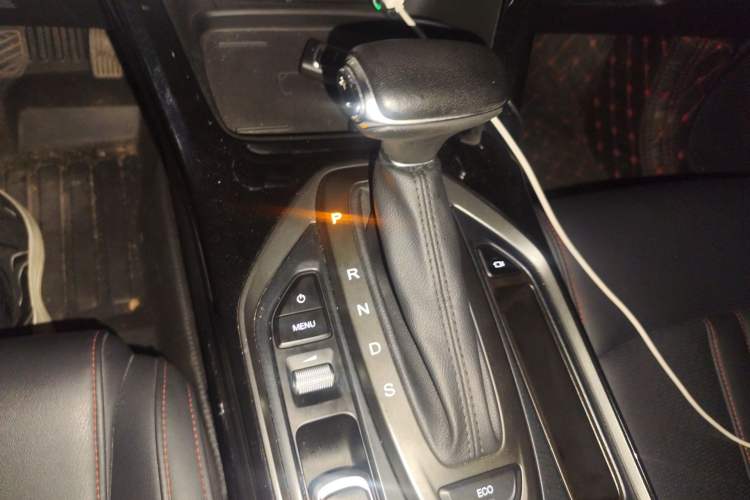 Used GAC Trumpchi GS4 2020 270T Automatic Smart Connectivity Edition Gear Lever