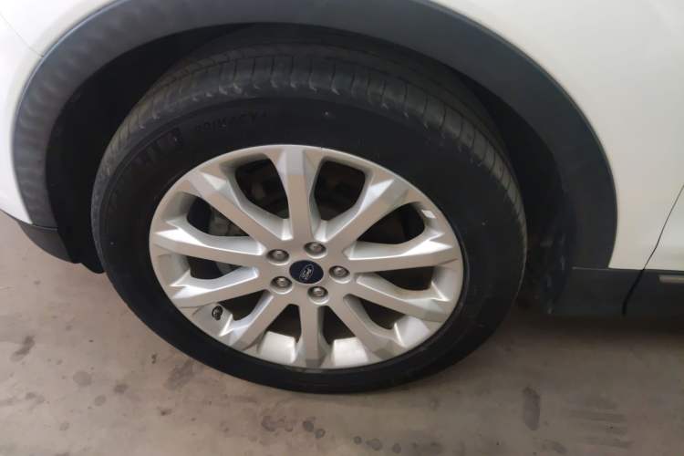 Used Ford Kuga 2015 2.0L GTDi Four-Wheel Drive Elite Model