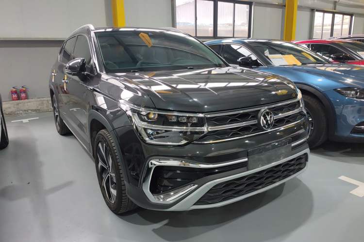 Used Volkswagen Tharu 2023 300TSI Two-Wheel-Drive Full Moon Edition Exterior 1