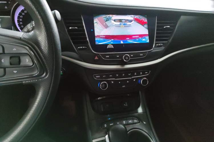 Used Buick Verano 2020 20T CVT Luxury Version
