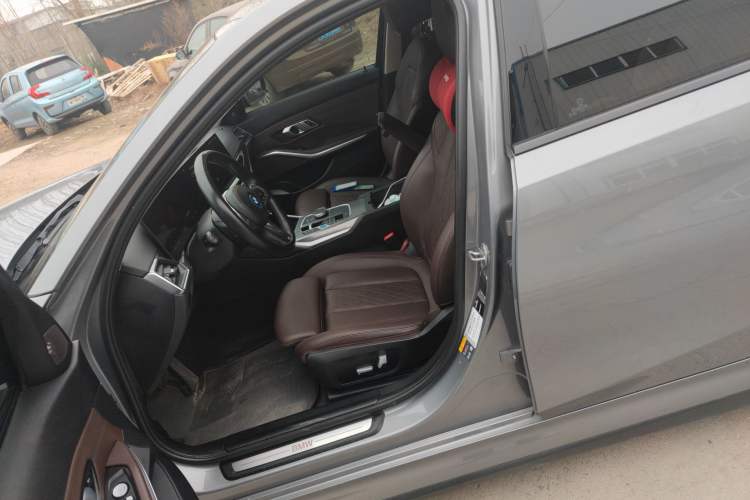 Used BMW i3 2023 eDrive 40 L Midnight Sports Package