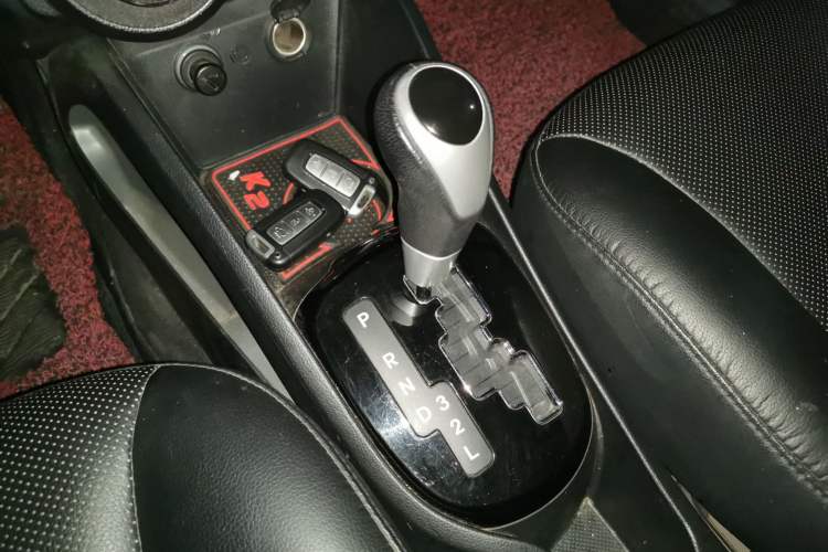 Used Kia K2 2012 Hatchback 1.6L AT Premium
