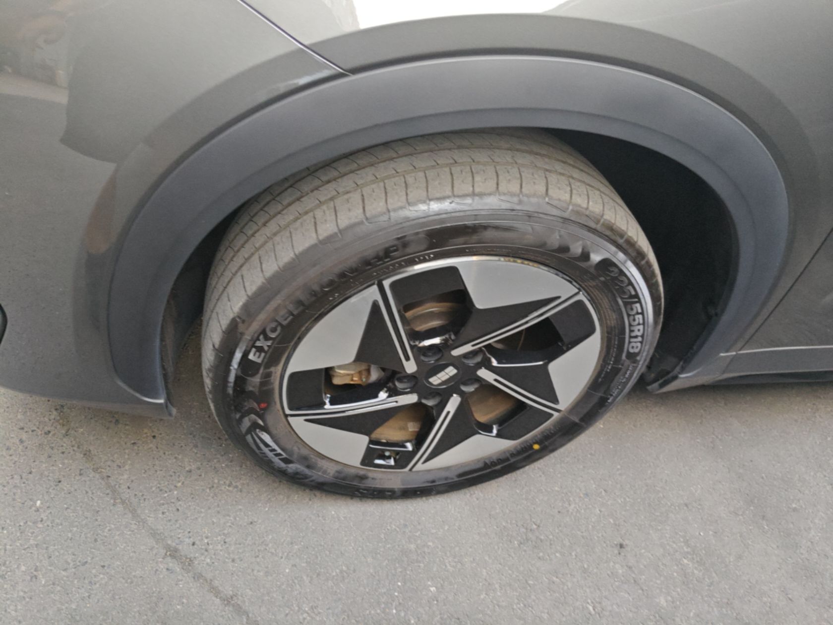 Geely Galaxy E5 2026 Model 610km Exploration+ Edition — снимка 10