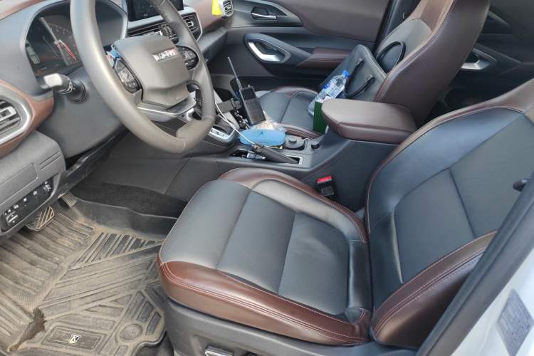 Used CHANGAN KAICHENG F70 2022 2.4T Gasoline Automatic 4x4 Overland Edition Standard Wheelbase 4K22D4T Left Front Seat