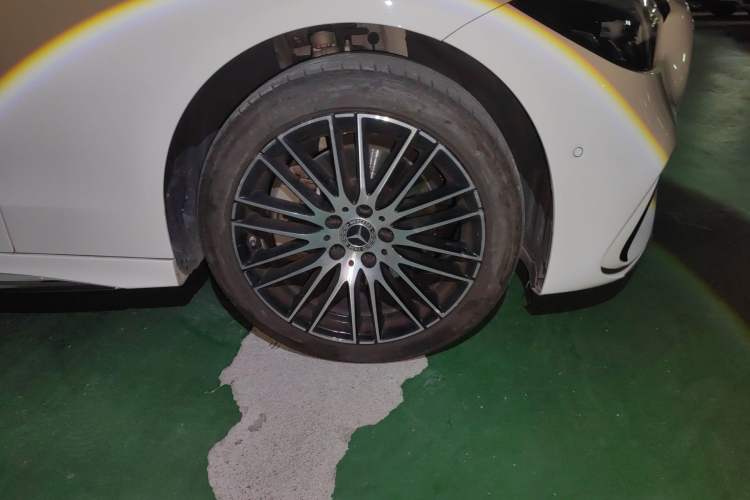 Used Mercedes-Benz C-Class 2023 Revised C 200 L Sport Edition Right Front Wheel Hub